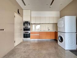Nouvel 18 (D10), Condominium #629284051